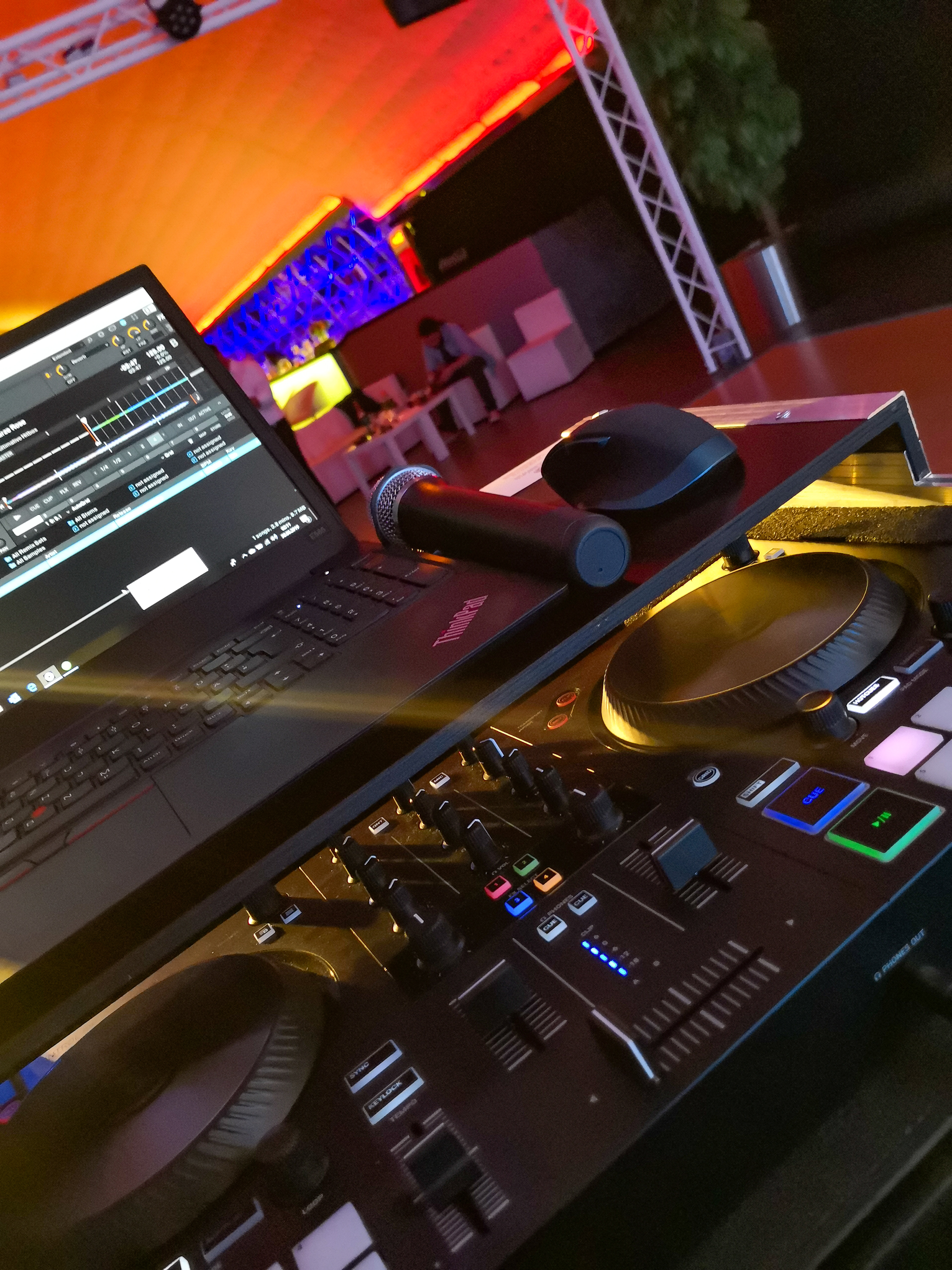 Zwischenspiel als Hochzeit DJ